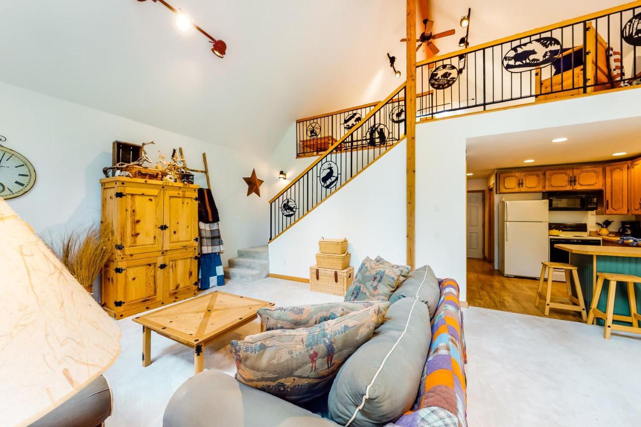 Alpine Home Lilliwaup Екстер'єр фото